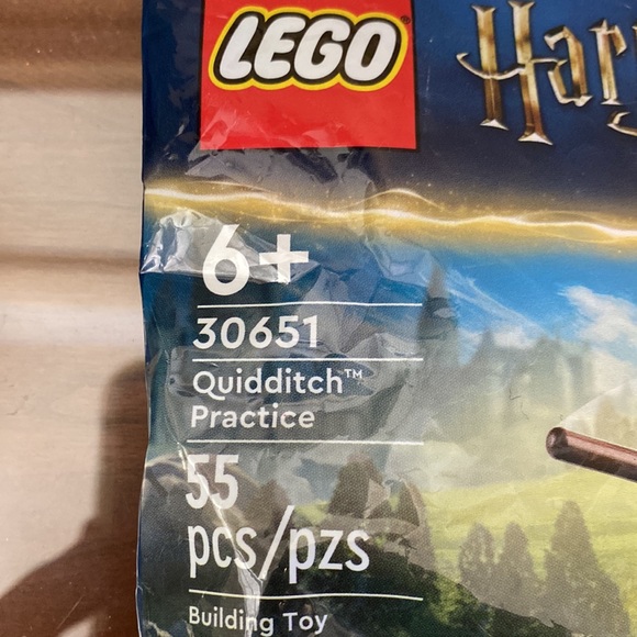 Lego Harry Potter Quidditch Practice #30651 - Picture 4 of 4